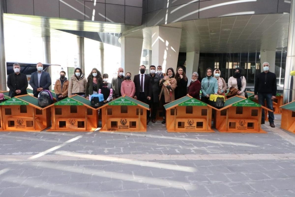 Kayapınar Belediyesinden Kedi Evi Projesi