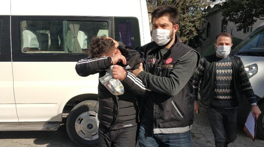 Samsun’da 2 kişi uyuşturucu ticaretinden gözaltına alındı