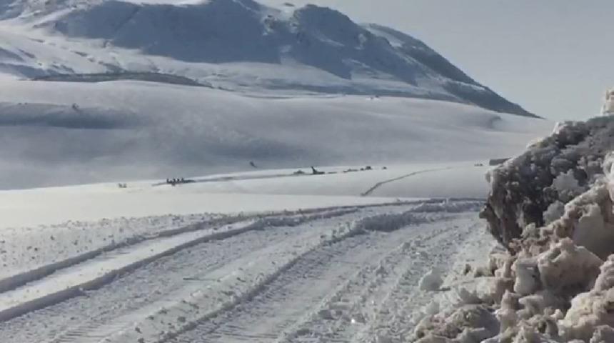 Helikopter enkazında teknik inceleme devam ediyor