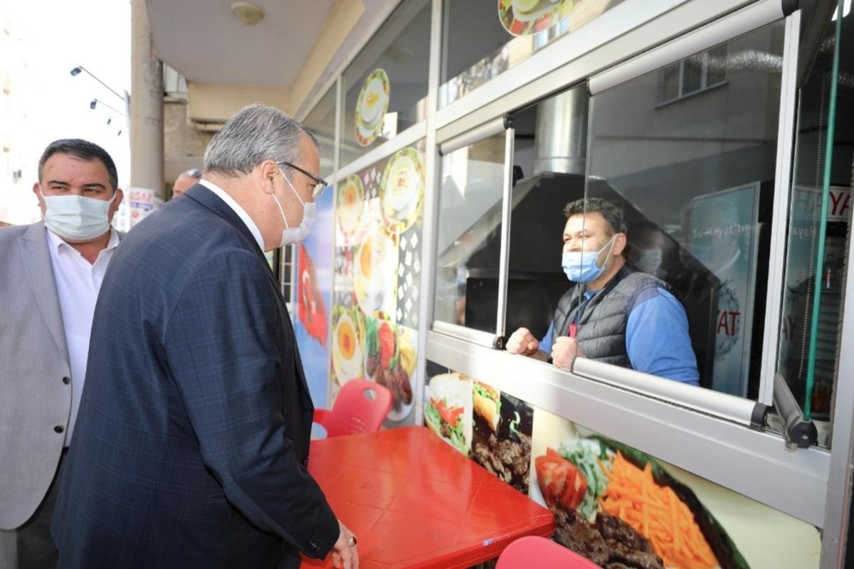 Başkan &Ccedil;er&ccedil;i G&uuml;zelyurt ve Barbaros&rsquo;ta esnaf ziyareti yaptı