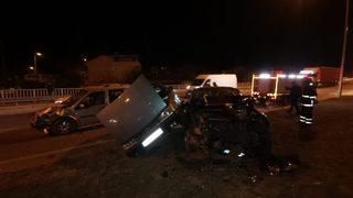 3 aracın karıştığı trafik kazası fizik kurallarını sorgulattı