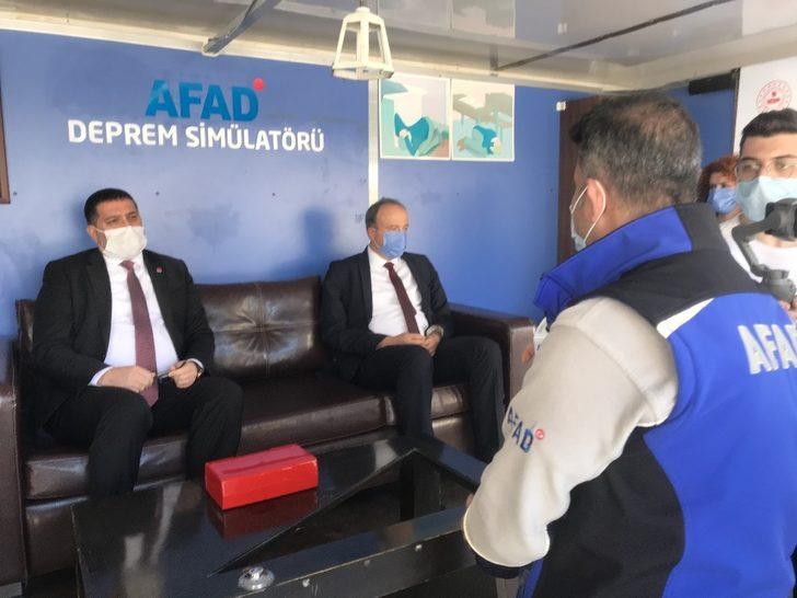 Avcılar’da simülasyon tırında depremi yaşadılar G3