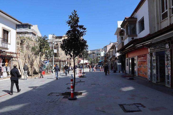 Aydın normalleşti, esnafın yüzü güldü G2