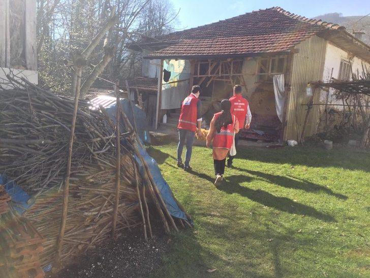 Kızılay ve SYDV’den ihtiyaç sahiplerine destek G2