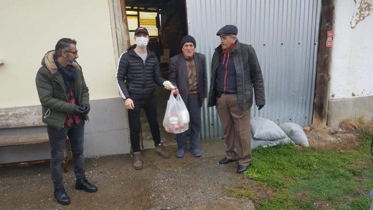 Köy muhtarının örnek davranışı gelenek oldu G4