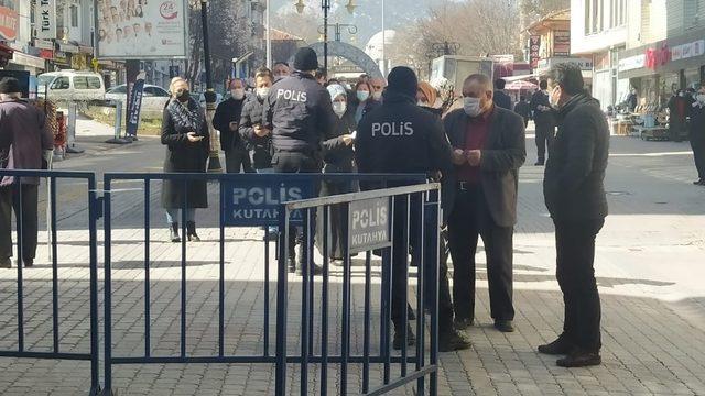 Kütahya’da ’Kısıtlamasız ilk Cumartesi’de yoğunluk yaşanmadı