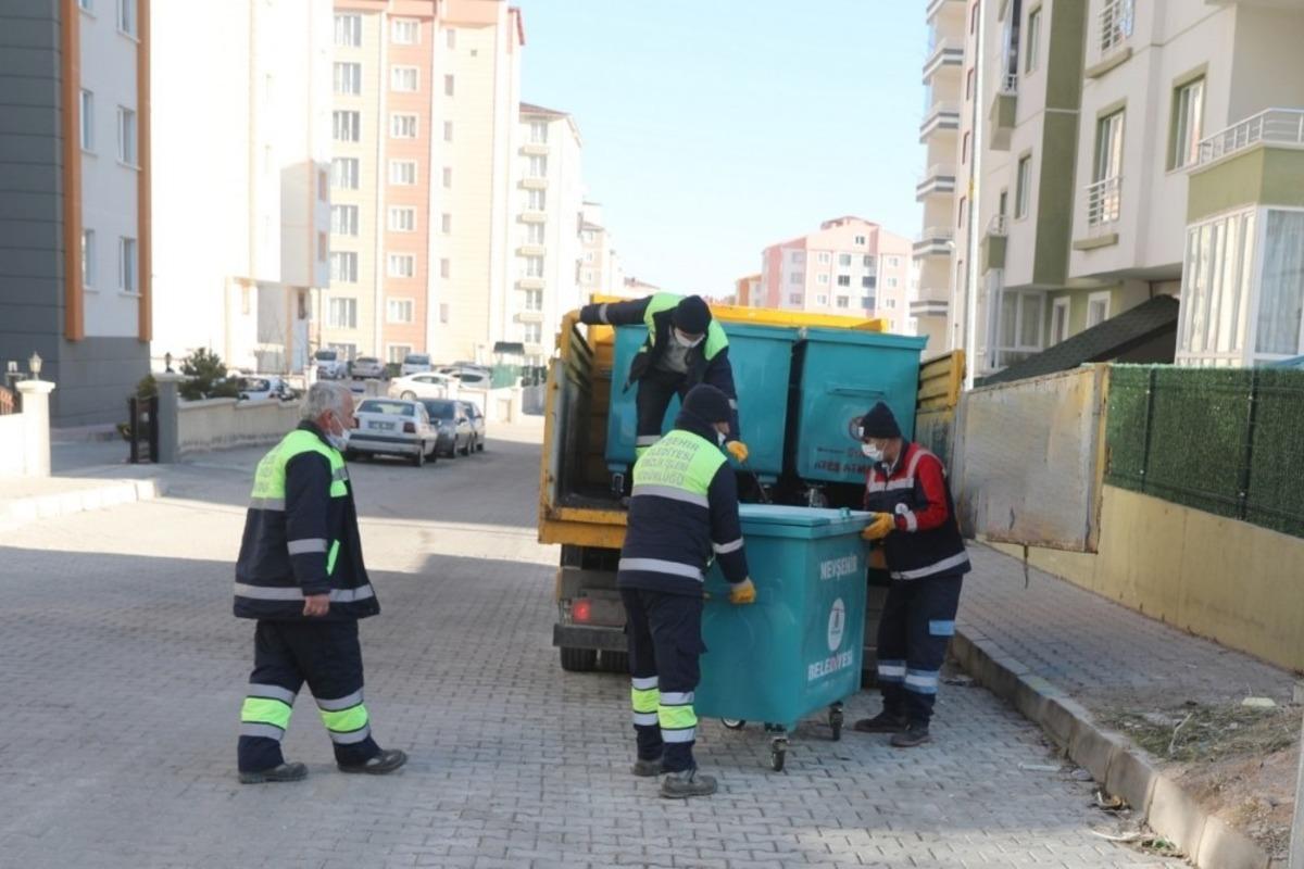 Nevşehir&rsquo;de 300 &ccedil;&ouml;p konteynerinin dağıtımı tamamlandı