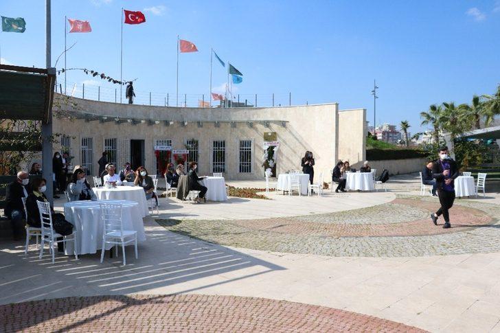 Adana’da ‘Önce Sağlık’ paneli düzenlendi G3