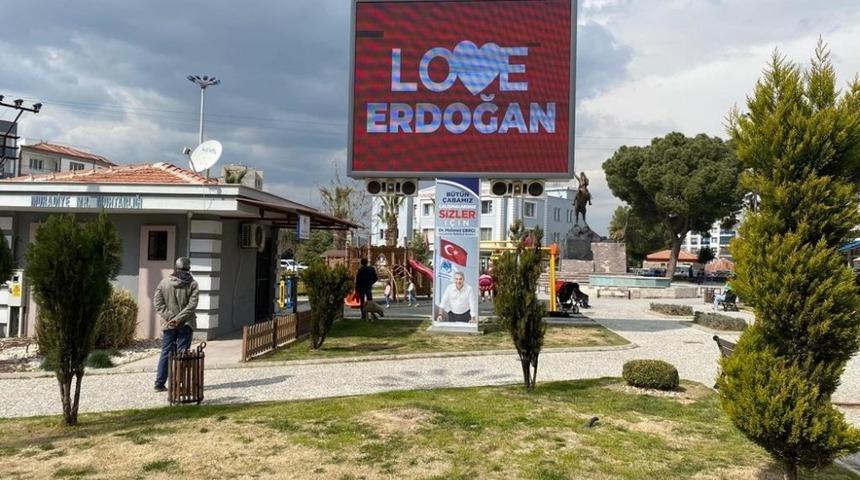 Yunusemre Belediyesinden &lsquo;Stop Erdoğan&rsquo; cevabı