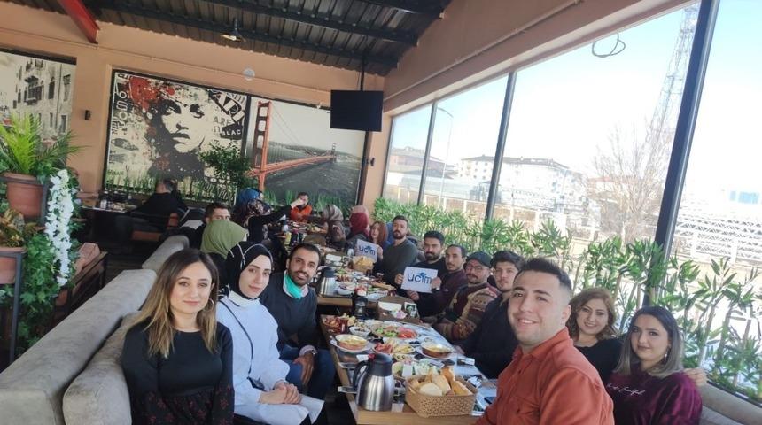 UCİM Ağrı g&ouml;n&uuml;ll&uuml;leri bir araya geldi