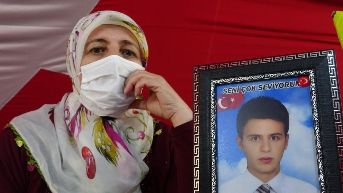 &lsquo;HDP olmasaydı, PKK olmazdı&rsquo; diyen Diyarbakır anneleri, evlat n&ouml;betini s&uuml;rd&uuml;r&uuml;yor