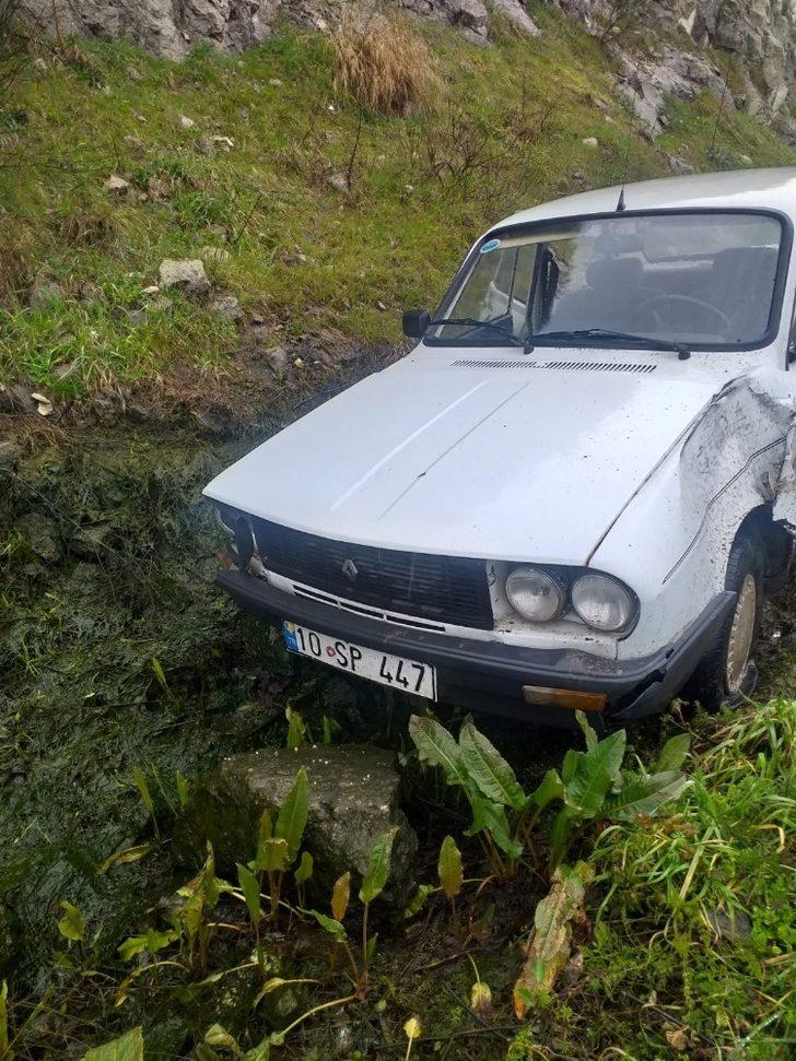 Susurluk’ta beton mikseri ile otomobil kaza yaptı G3