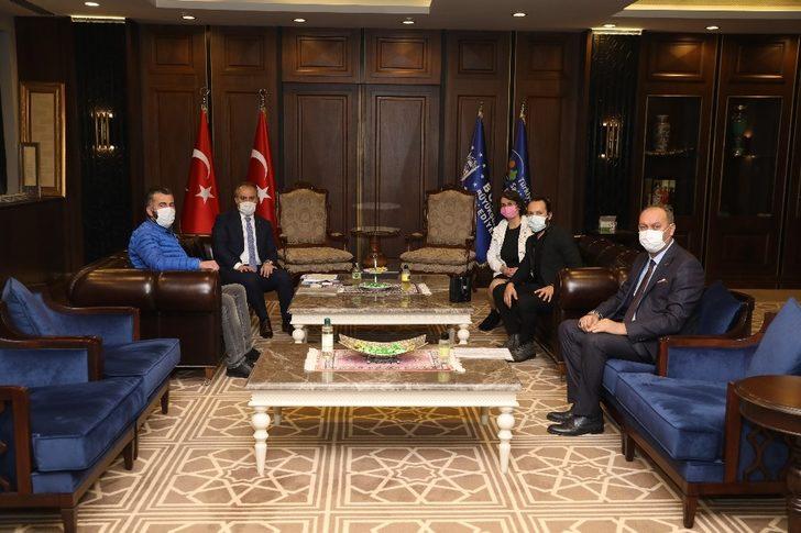 Sokak hayvanları için güç birliği G4