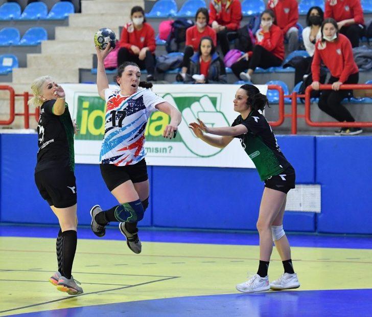 Mavi Kelebekler’in galibiyet coşkusu G2