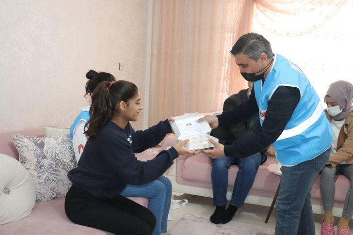 Siirt Belediyesinden çölyak hastalarına anlamlı ziyaret G4