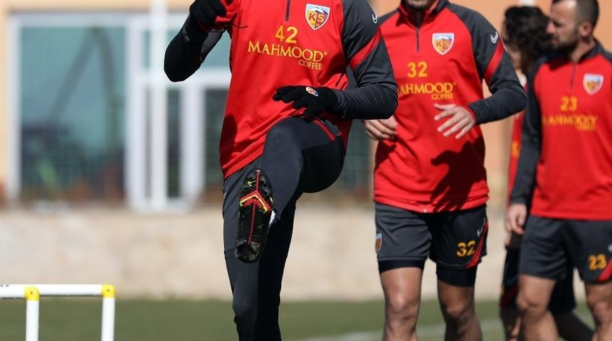 Kevin Luckassen kafilede yer aldı