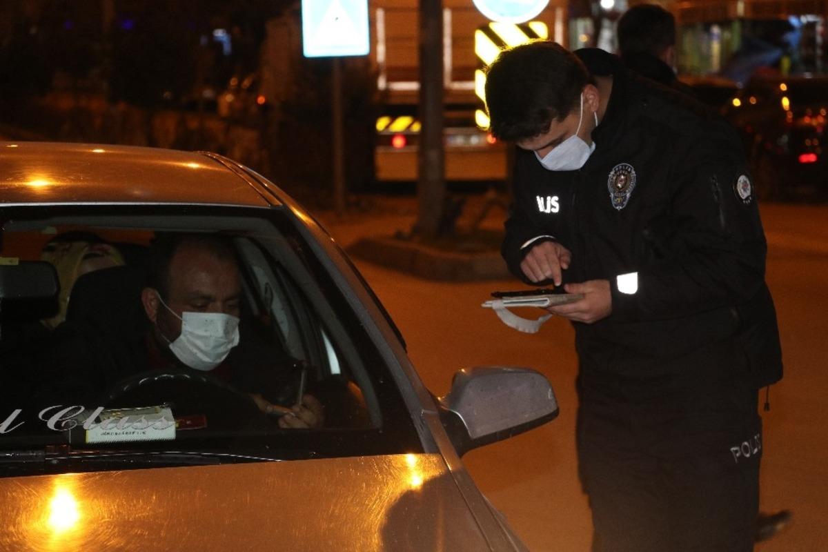 Taşova&rsquo;da korona vir&uuml;s denetimi