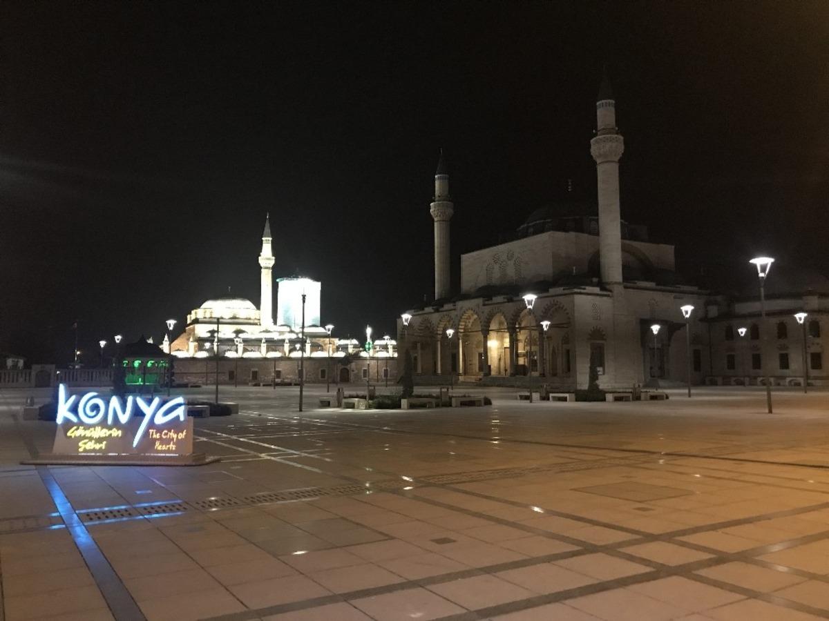 Konya&rsquo;da 32 saatlik sokağa &ccedil;ıkma kısıtlaması başladı