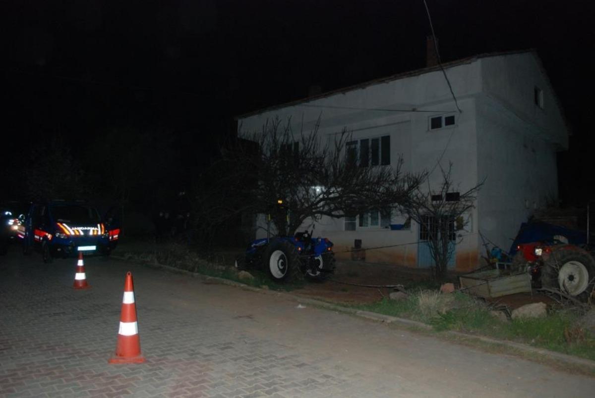 Eski eşini &ouml;ld&uuml;ren ş&uuml;pheli, 166 kilometre ka&ccedil;abildi