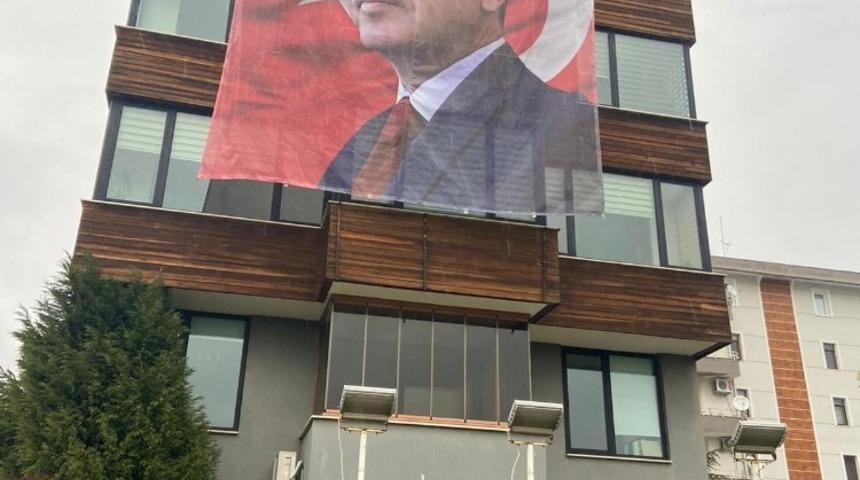 AK Parti Tekirdağ İl Başkanlığından, ABD’deki Erdoğan düşmanlığına cevap