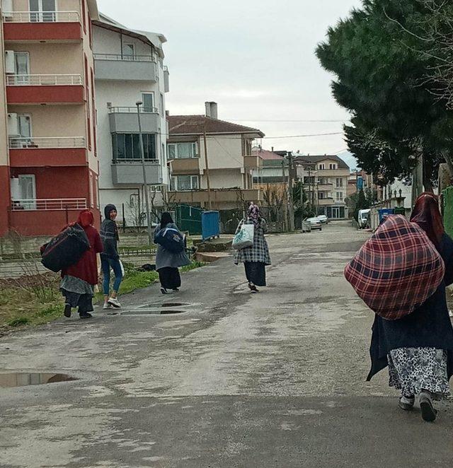 Vatandaşların şikayet ettiği bohçacılar il dışına çıkarıldı