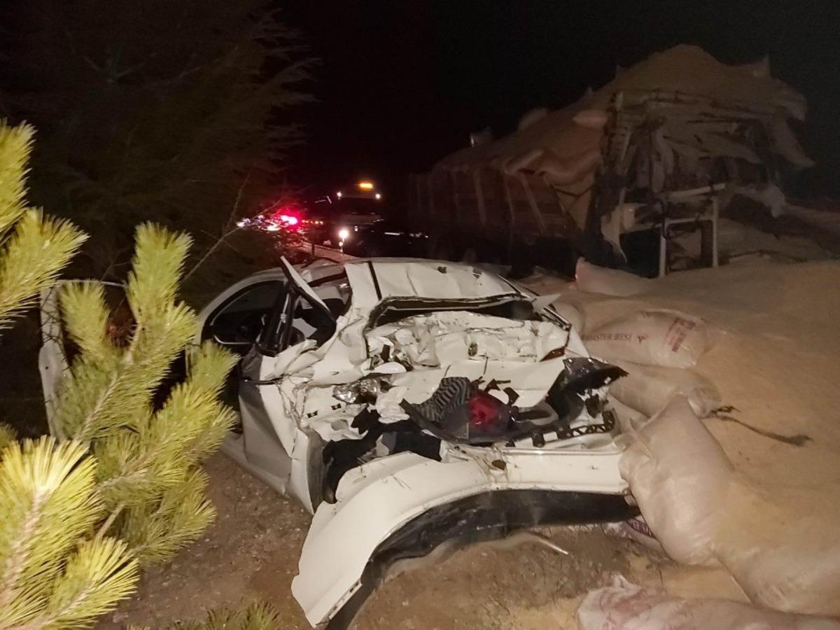Eskişehir&rsquo;de zincirleme trafik kazası: 1 &ouml;l&uuml;, 2 yaralı