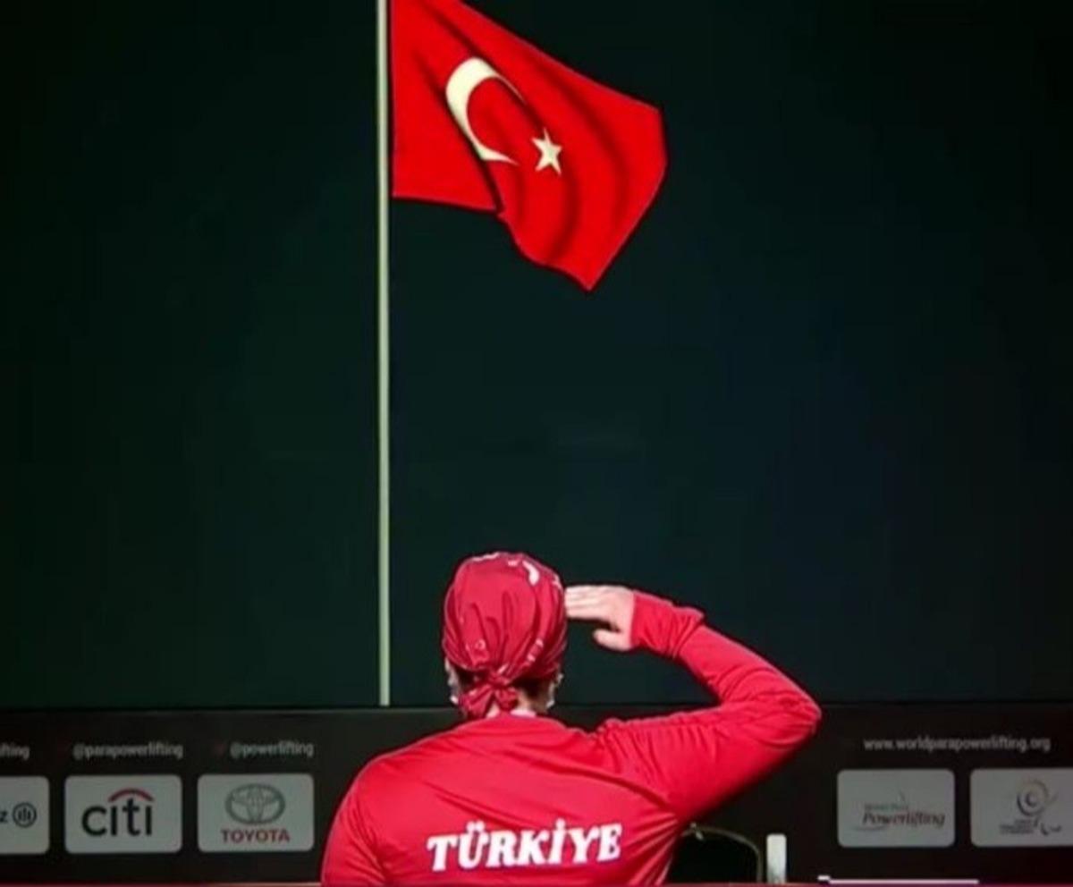 Meram Belediyesporlu milli haltercilerden altın madalya
