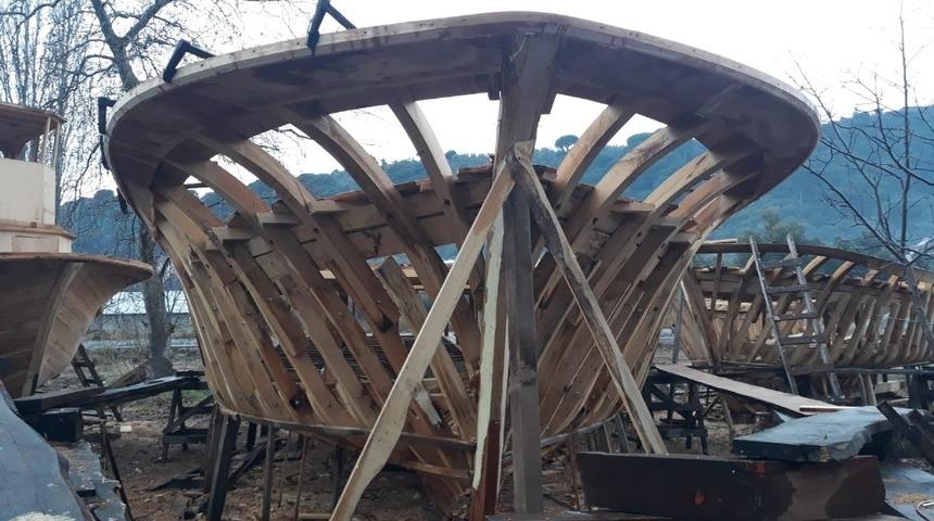 Devleti milyonlarca lira zarara uğrattılar