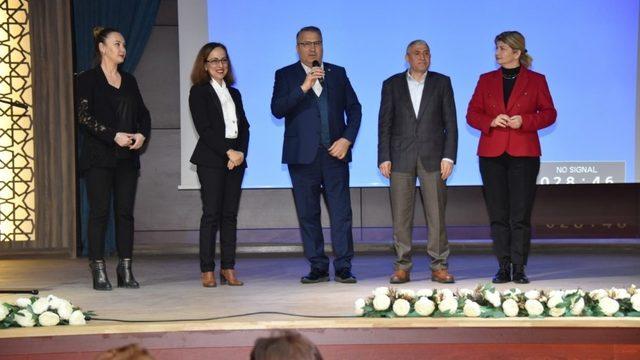 Yunusemre’de yönetime kadın dokunuşu