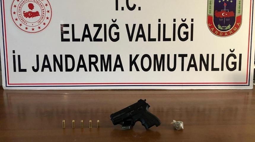 Elazığ&rsquo;da 8 yıl kesinleşmiş hapis cezası bulunan ş&uuml;pheli yakalandı