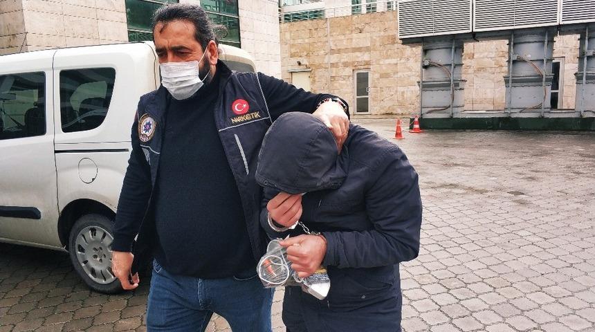 Uyuşturucu su&ccedil;undan 4 yıl 2 ay cezası bulunan şahıs yakalandı