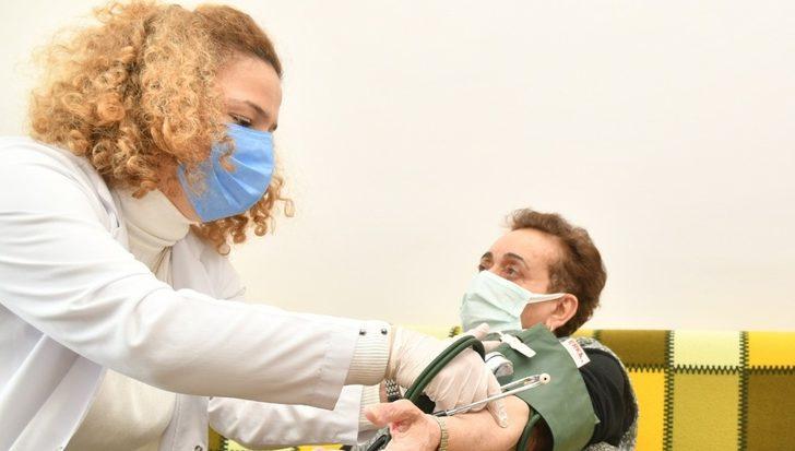 Yaşlı ve kronik hastalar ‘Evde Sağlık’tan memnun G4