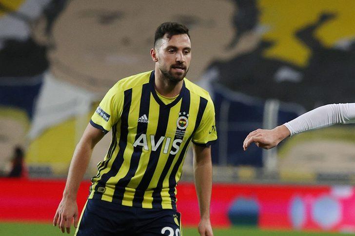 Fenerbahçe'de Sinan Gümüş sakatlandı