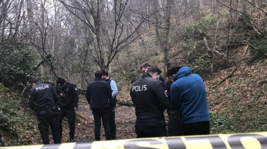 Ormanda bulduğu silahla kendini vurdu