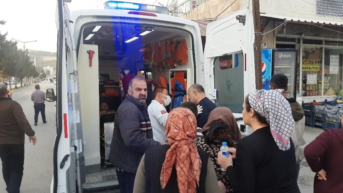 Eline aldığı av t&uuml;feğiyle rastgele ateş etti: 2 yaralı
