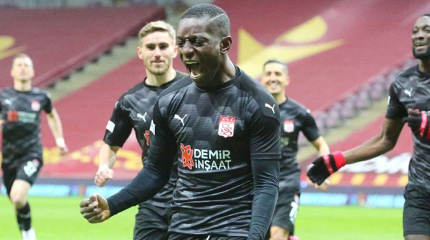 Max Gradel gol sayısını 9’a çıkarttı