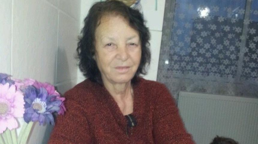 İzmir&rsquo;de sobadan sızan gazdan zehirlenen &ccedil;ift hayatını kaybetti