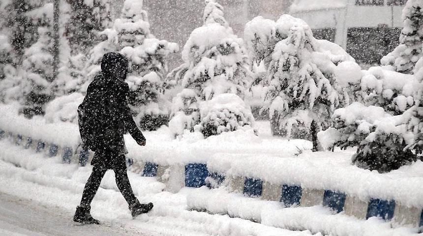 Son Dakika: Meteoroloji'den kuvvetli sağanak yağmur ve yoğun kar uyarısı (8 Mart Pazartesi hava durumu)
