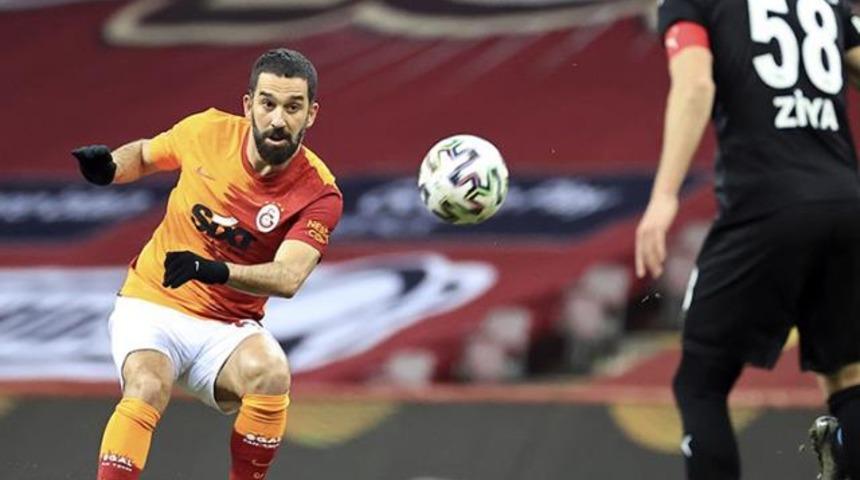 Arda Turan'ın maç sonu paylaşımı olay oldu