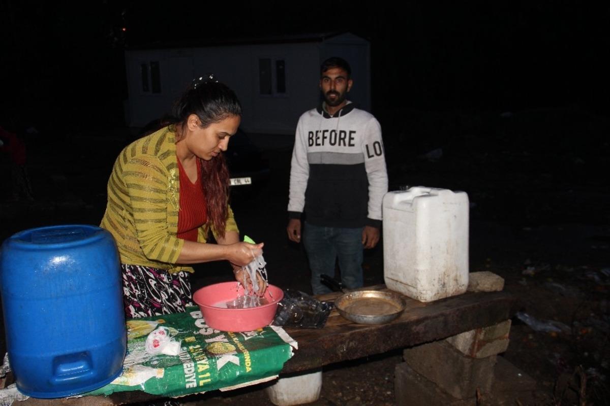 Kadın olmanın en zor hali, bu g&ouml;r&uuml;nt&uuml;ler yarım asır &ouml;nce değil 2021&rsquo;de &ccedil;ekildi