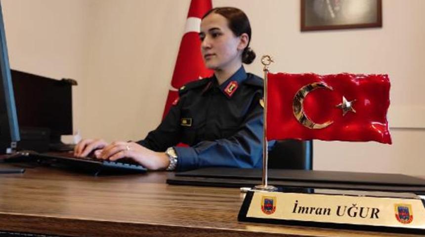 Çocukluk hayalinin peşini bırakmadı! İstanbul'un tek kadın jandarma karakol komutanı oldu