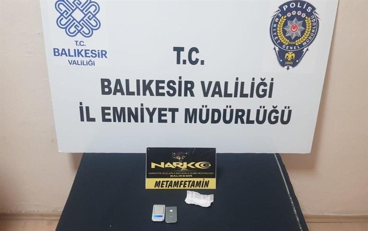 Balıkesir&rsquo;de 7 uyuşturucu ş&uuml;phelisine operasyon