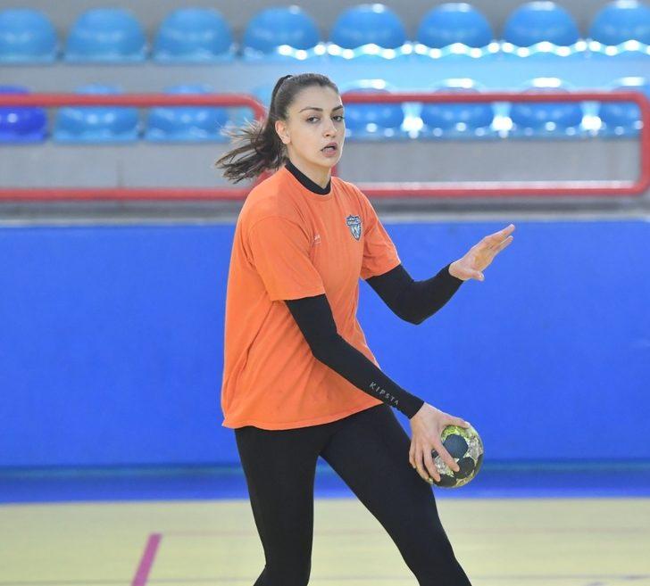 Konyaaltı’nın milli gururu G3