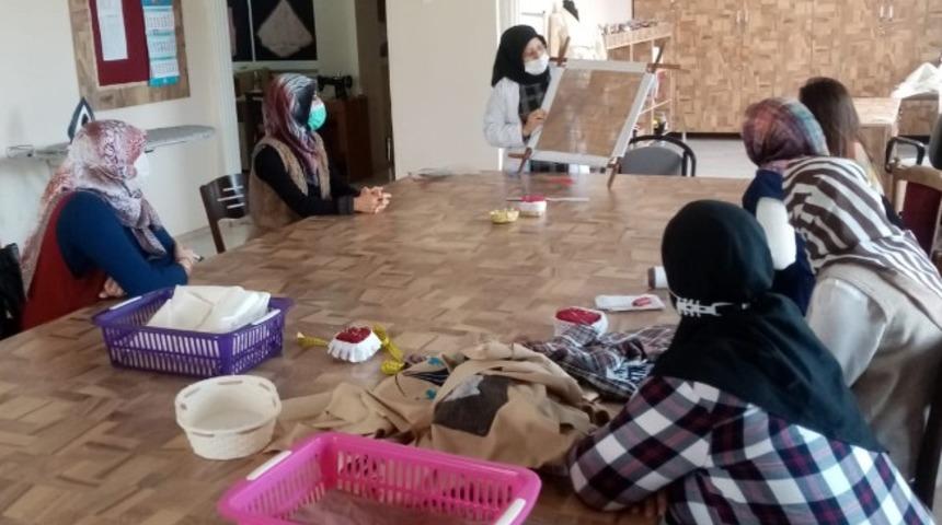 Saltuklu: “Hayatın çok hızlı değişiminde zorlanan kadınlarımız anlaşılmak istiyor”