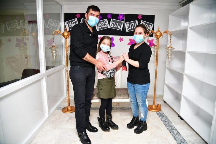 Kursiyer kadınlara eşlerinden 8 Mart Jesti G4