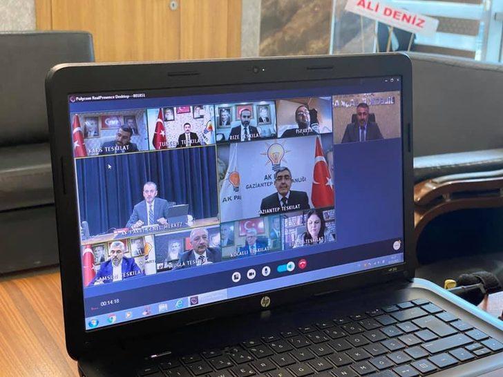 AK Parti’nin 81 il başkanı video konferans sistemiyle bir araya geldi G3