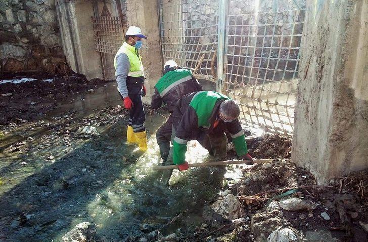 Van’da dere yatakları çöplerden arındırıldı G2