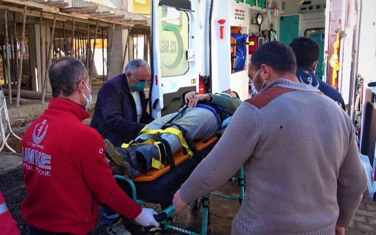 Dengesini kaybedip 3 metre y&uuml;kseklikten aşağıya d&uuml;şt&uuml;