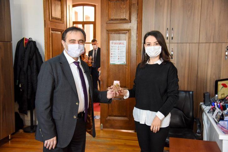 Başkan Şahin, çalışan kadınların 8 Mart Dünya Kadınlar Günü’nü kutladı G2