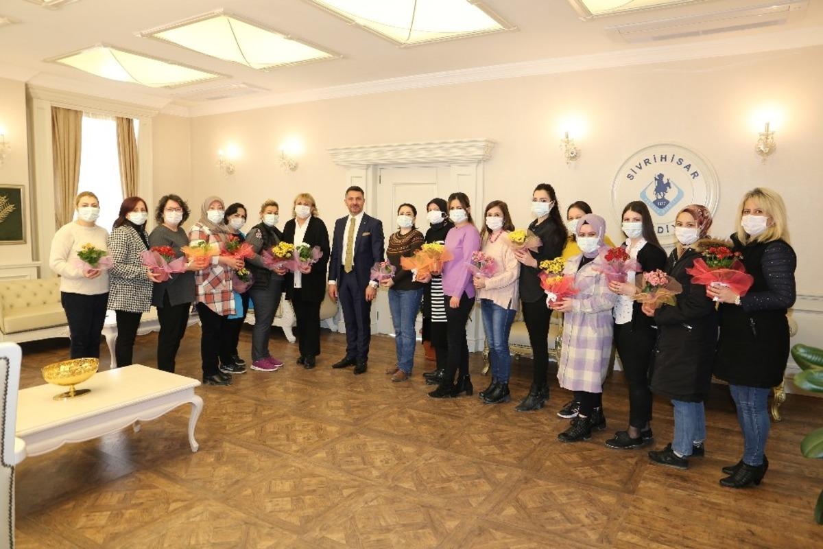 8 Mart D&uuml;nya Kadınlar G&uuml;n&uuml;